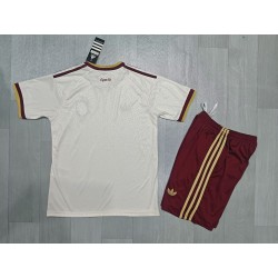 Conjunto Infantil ESPAÑA MUNDIAL 2026 segunda equipación 25-26