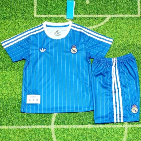 R.Mad Retro equipación 26-27 Conjunto Infantil