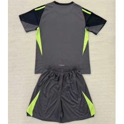 R.Mad Portero equipación 25-26 Conjunto Infantil